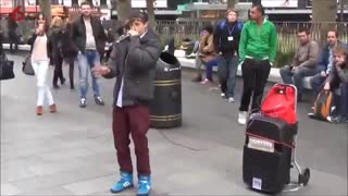 牛人伦敦BeatBox实力刷街！