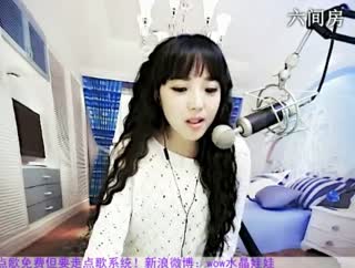 六间房美女主播☜★水晶娃娃☞深情演唱