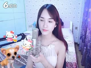 六间房美女主播╰♥小鹿乱撞？秀唱