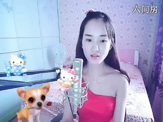 六间房美女主播╰&hearts;小鹿乱撞？秀唱视频