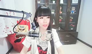 女人都是一朵花~你可愿化作春泥来护花