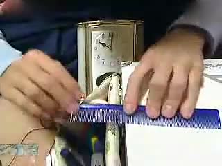 弹尺子什么的弱爆了