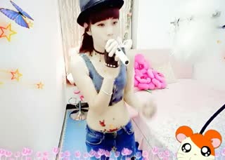 小桥流水清风摇啊摇~摇着过往在我心里绕