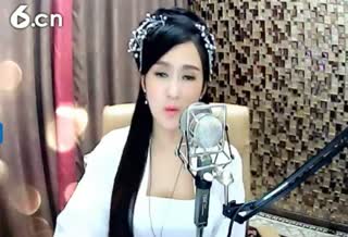 六间房甜美女主播sweet大妈聊天交友视频秀