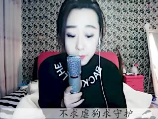 黑色毛衣