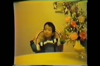 幼年谢霆锋奶声奶气唱小星星萌过kimi