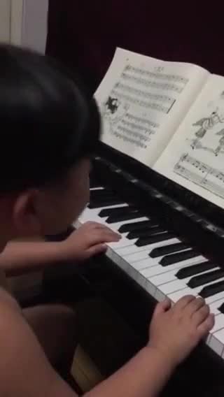学音乐的道路是艰辛的，嗦哗咪呐哆嗦，法咪！孩子，挺住！！