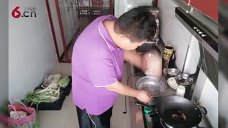 你知道汆丸子有嚼劲的秘诀是什么吗？ 17.11.09.mp4