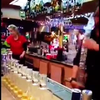 超级酒保、一次十杯深水炸弹