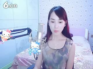 六间房呆萌女主播╰小鹿乱撞？ 互动直播中