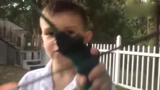 作为一个勇敢的boy，拔牙这种小事当然自己来啦！