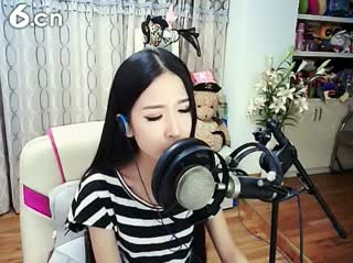 六间房呆萌女主播◆◇柯﹍艾聊天交友视频秀